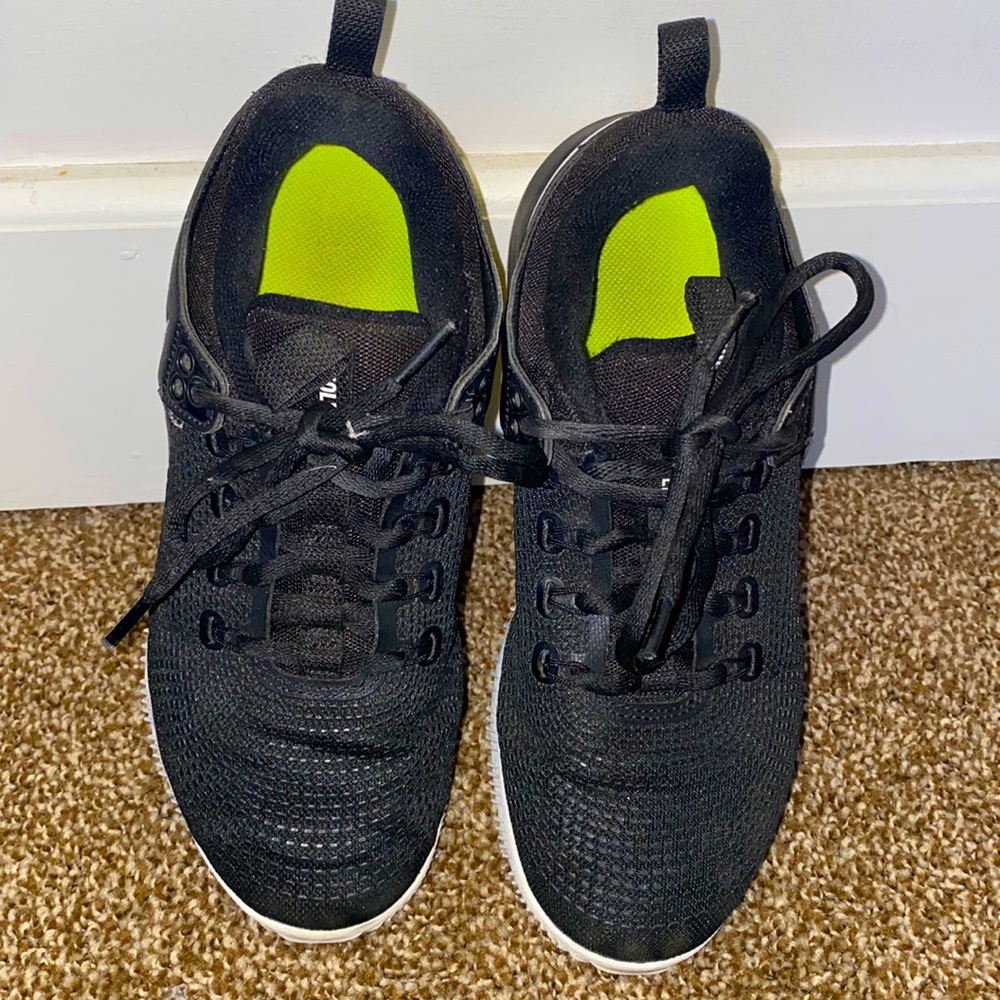 Nike volleyball shoes gently worn